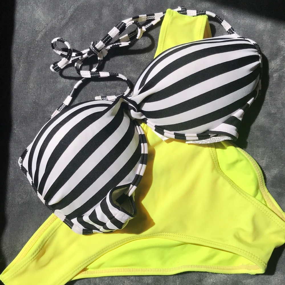 Swim suit set
